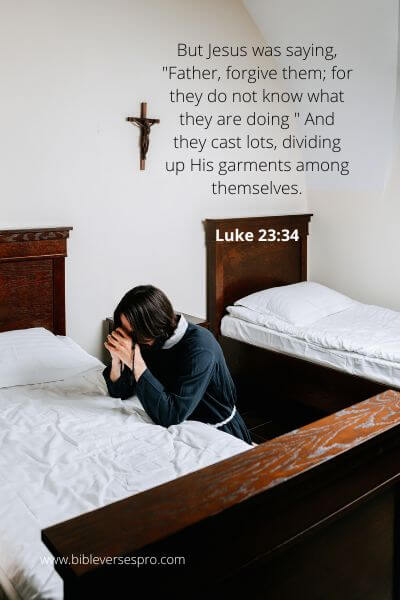 Luke 23-34 - Even Jesus Christ Forgives.