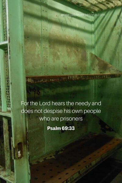 Psalm 69_33