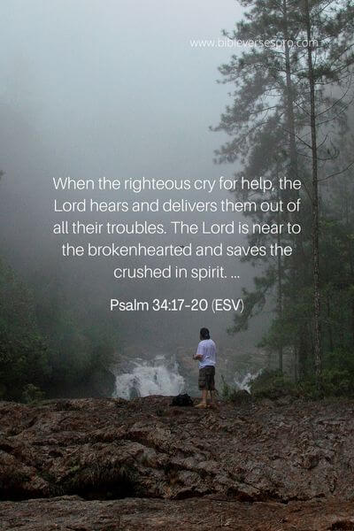 Psalm 34_17-20 (Esv)