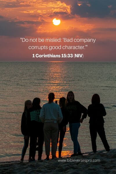 1 Corinthians 15_33 (Niv)